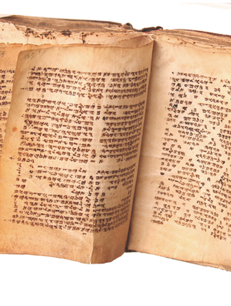 Le codex, ancêtre du livre moderne, est inventé par les scribes